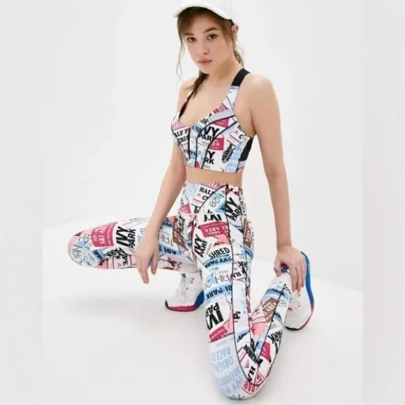 Ivy Park X Adidas: ICY PARK 2021 - Picture 4 of 6